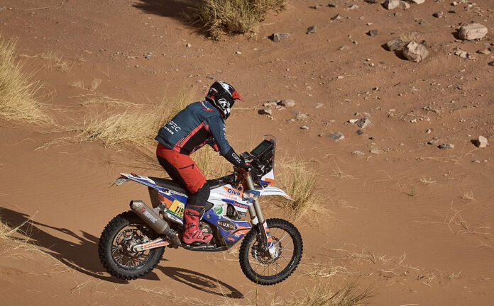 tomas_de_gavardo_vuelve_a_ganar_y_es_lider_en_fenek_rally_de_marruecos_1