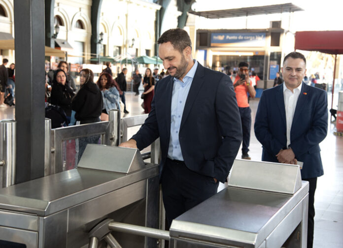 pasaje_de_metro_tren_a_nos_es_posible_pagarlo_con_tarjetas_bancarias_1