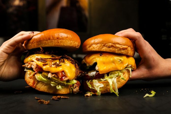 el_boom_de_las_hamburguesas_en_chile_pedidos_crecieron_un_a_doble_digito_durante_el_ultimo_ano_en_rappi_1