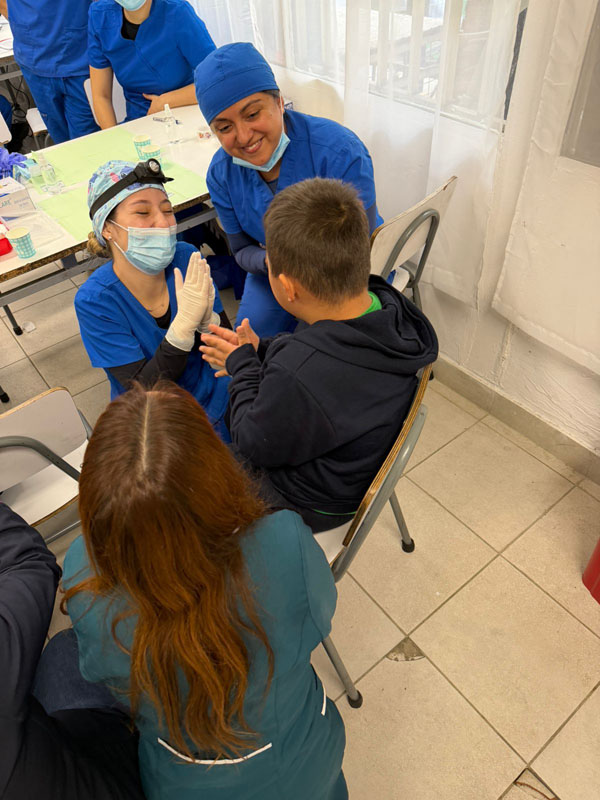 futuros_dentistas_adaptan_sus_consultas_a_pacientes_con_necesidades_especiales_en_san_bernardo_1